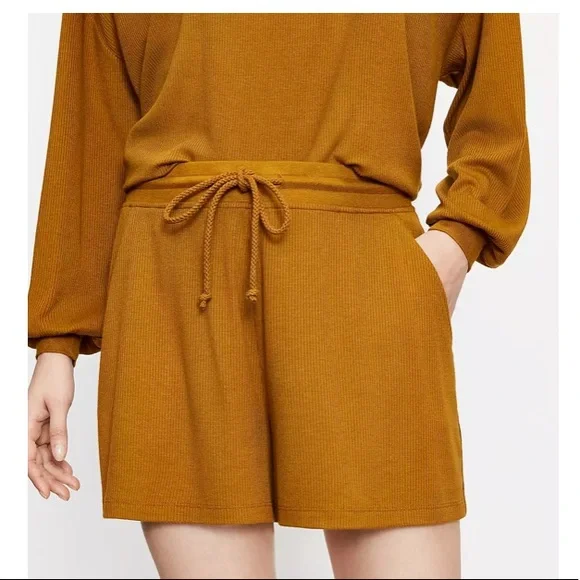 Lou Grey Shorts Nwt Lou Grey Ribbed Shorts Poshmark